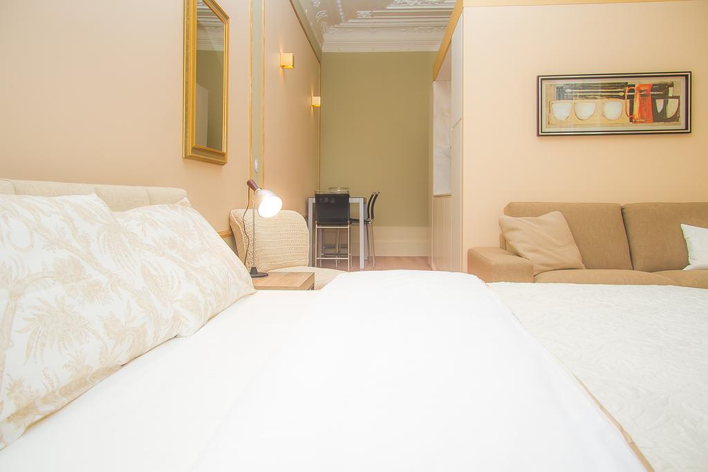 Apartament Liiiving In | Art & Heart